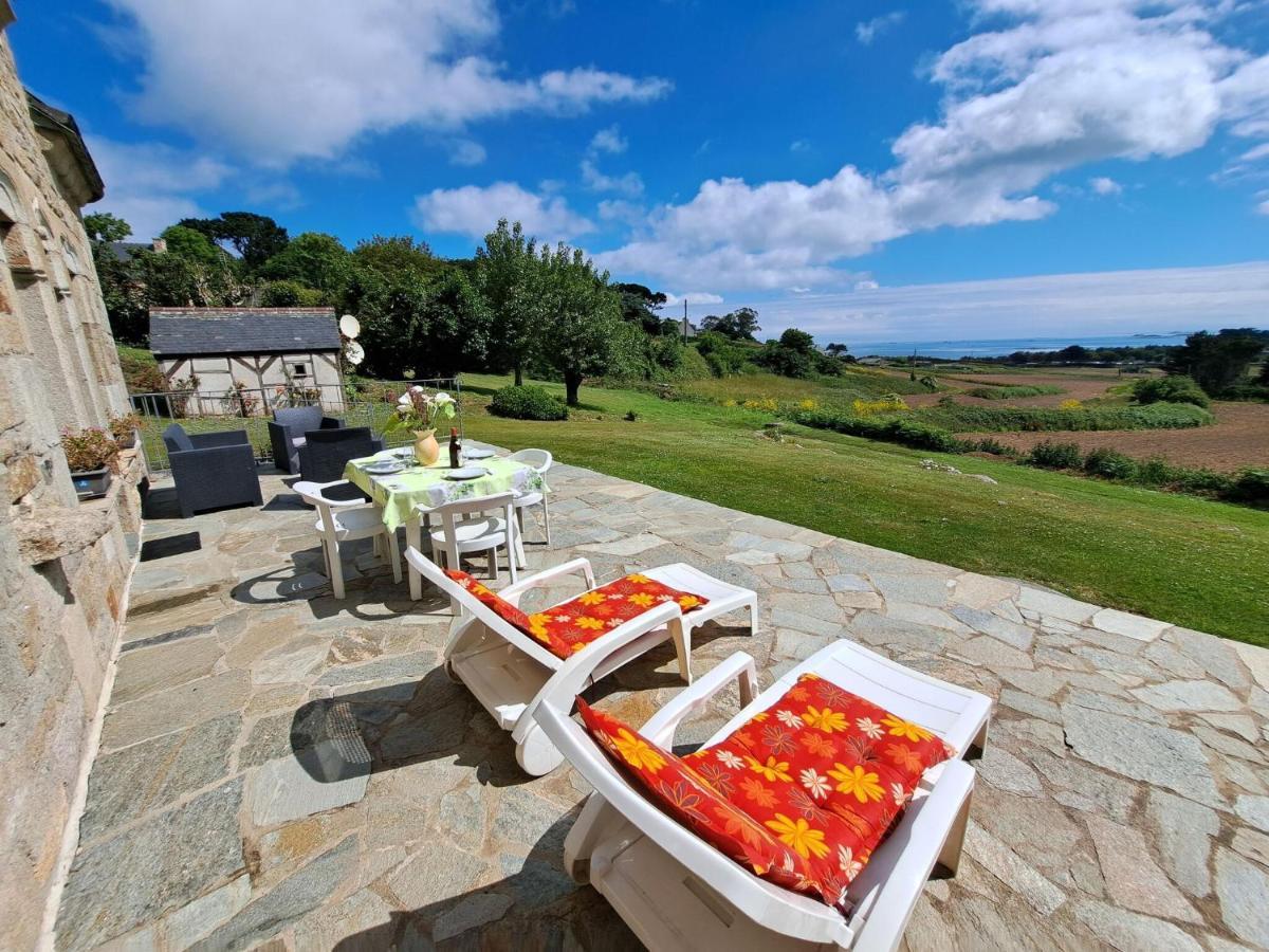 Вилла Breton Granite Stone House With Fantastic Sea Views Сен-Поль-де-Леон Экстерьер фото