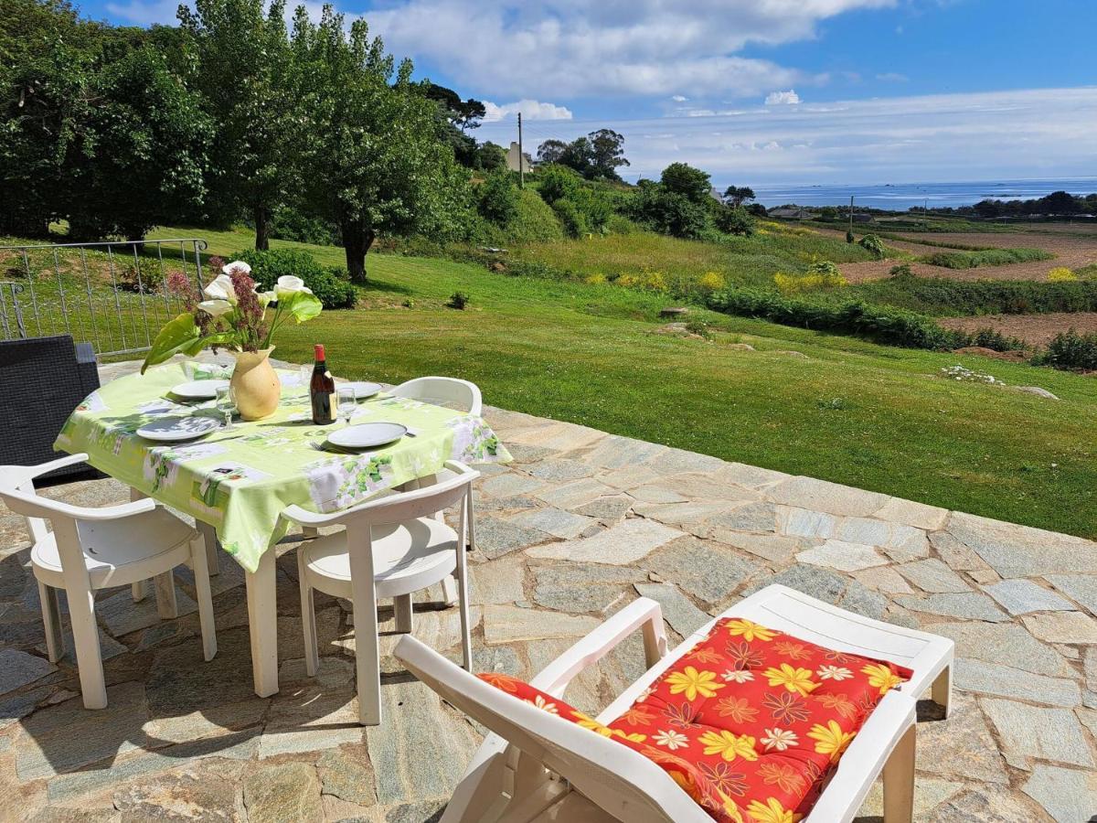 Вилла Breton Granite Stone House With Fantastic Sea Views Сен-Поль-де-Леон Экстерьер фото